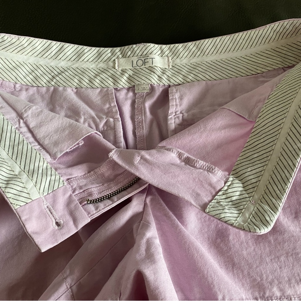 LOFT Women’s Chino Shorts Low Rise Flat Front Size 2 Lavender